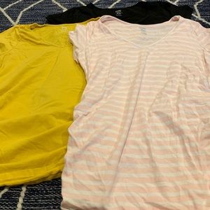 3 old navy maternity v neck short sleeve size M